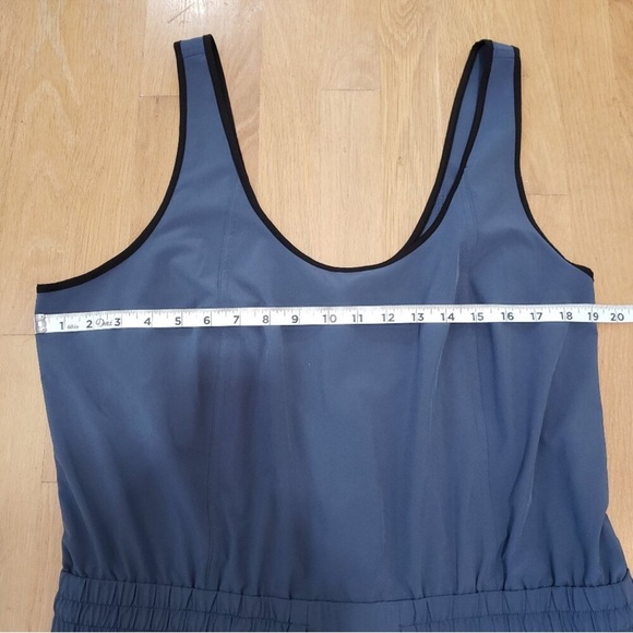Athleta Jumper Women XL Iron Blue Sleeveless Unbound Jumpsuit Romper Zip Pockets - Picture 11 of 16